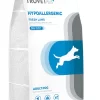 Trovet Plus Hypoallergenic Adult Agnello è un alimento secco ipoallergenico per cani adulti con allergie o intolleranze alimentari.